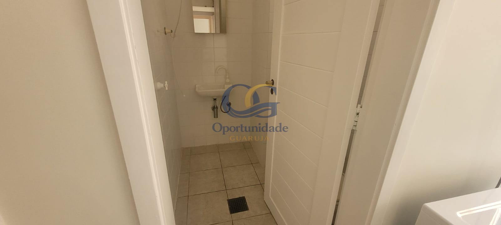 Apartamento Frente ao Mar nas Pitangueiras, Guarujá - SP