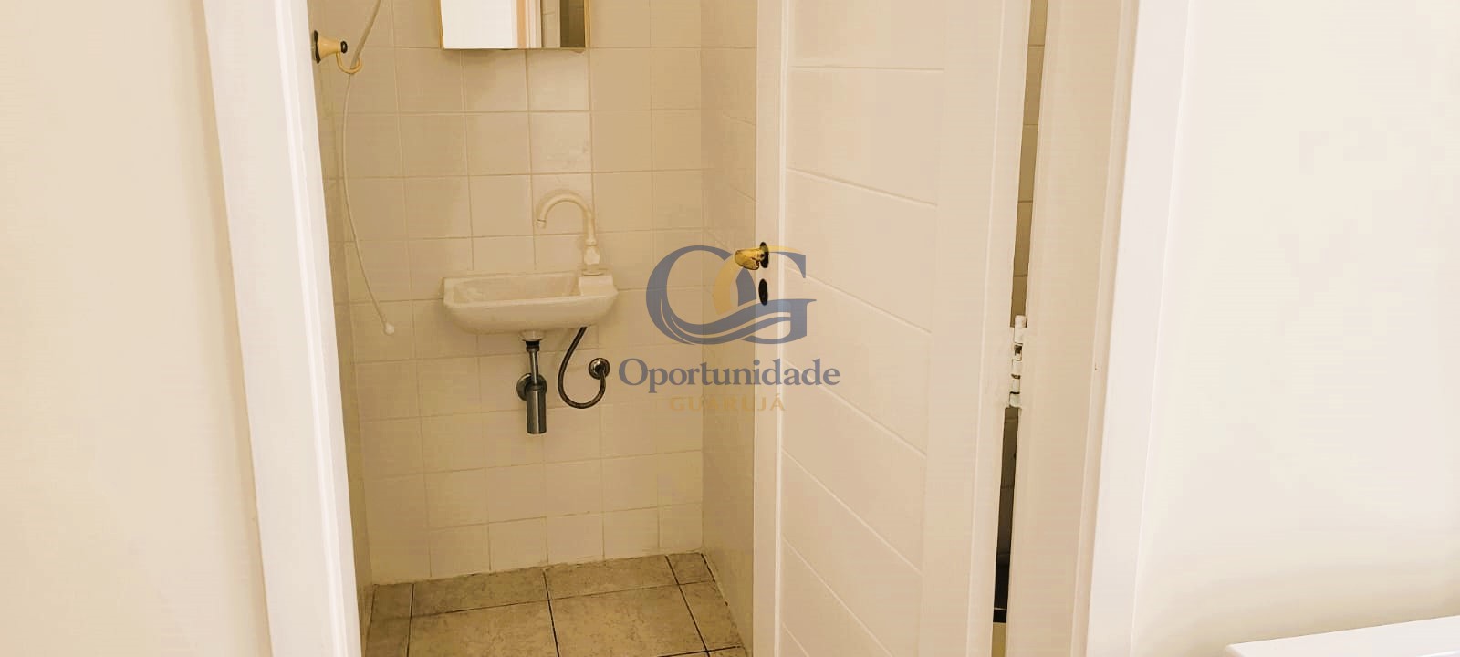 Apartamento Frente ao Mar nas Pitangueiras, Guarujá - SP