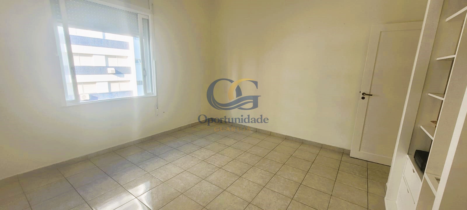 Apartamento Frente ao Mar nas Pitangueiras, Guarujá - SP