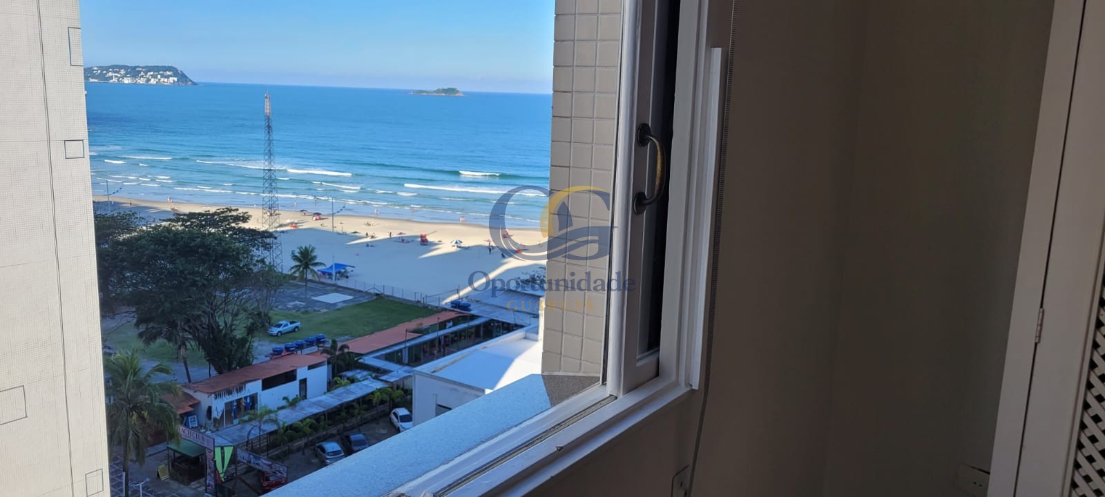 Apartamento Frente ao Mar nas Pitangueiras, Guarujá - SP