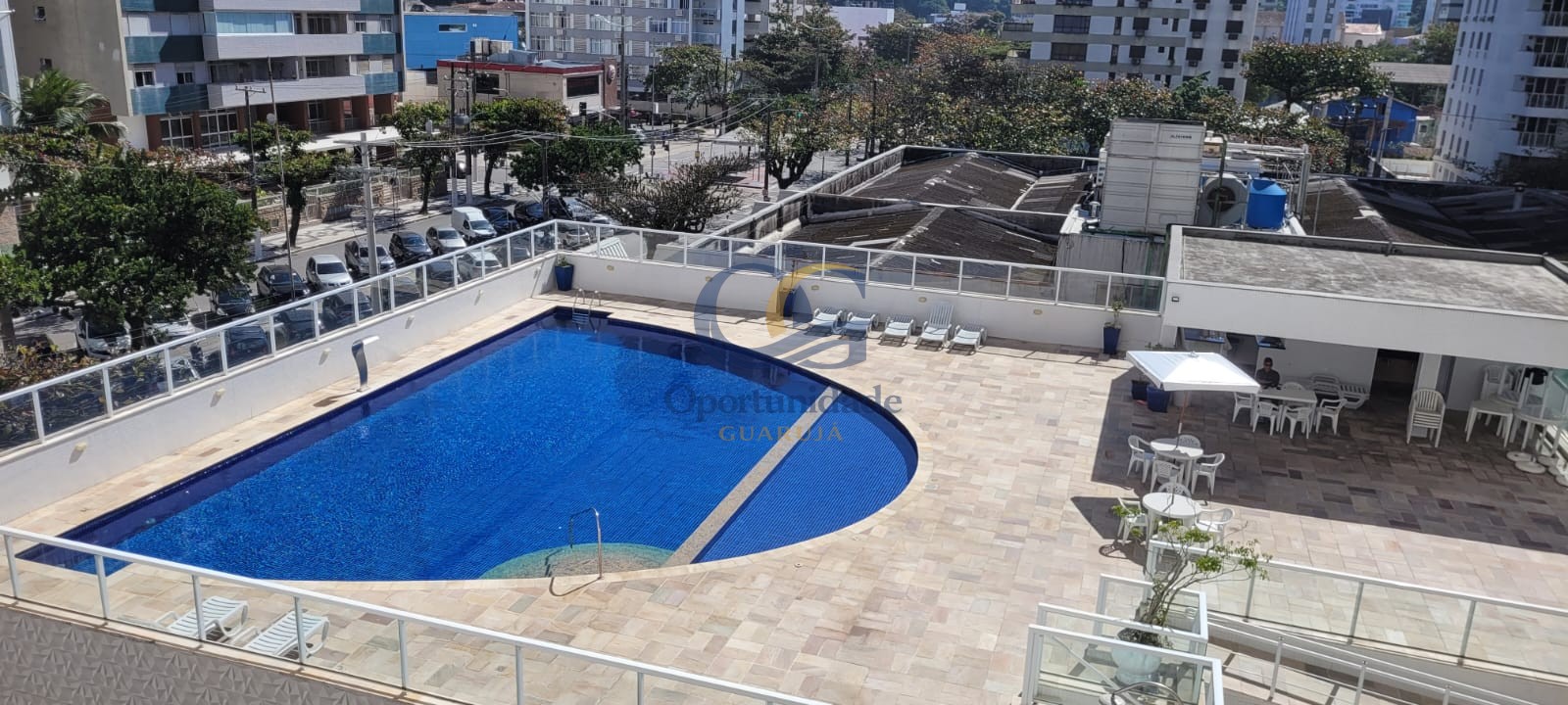 Apartamento Frente ao Mar nas Pitangueiras, Guarujá - SP