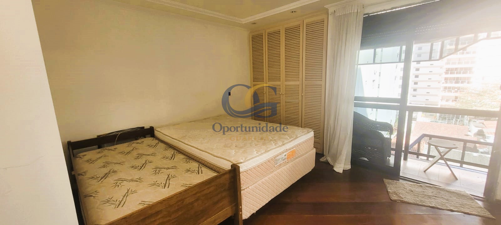 Apartamento Duplex na Praia das Pitangueiras!