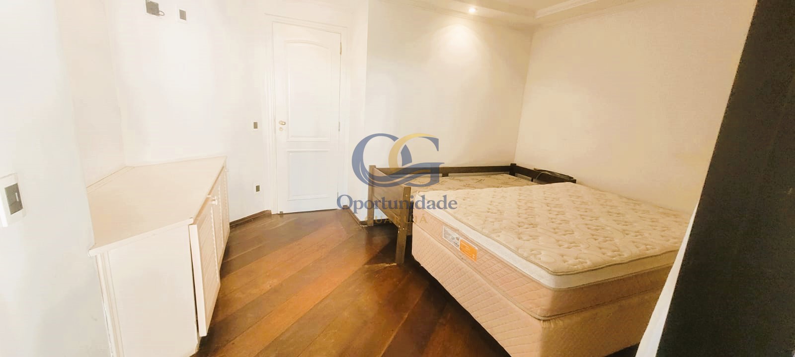 Apartamento Duplex na Praia das Pitangueiras!