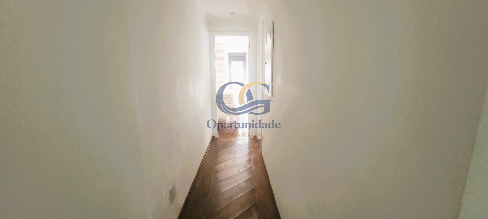 Apartamento Duplex na Praia das Pitangueiras!