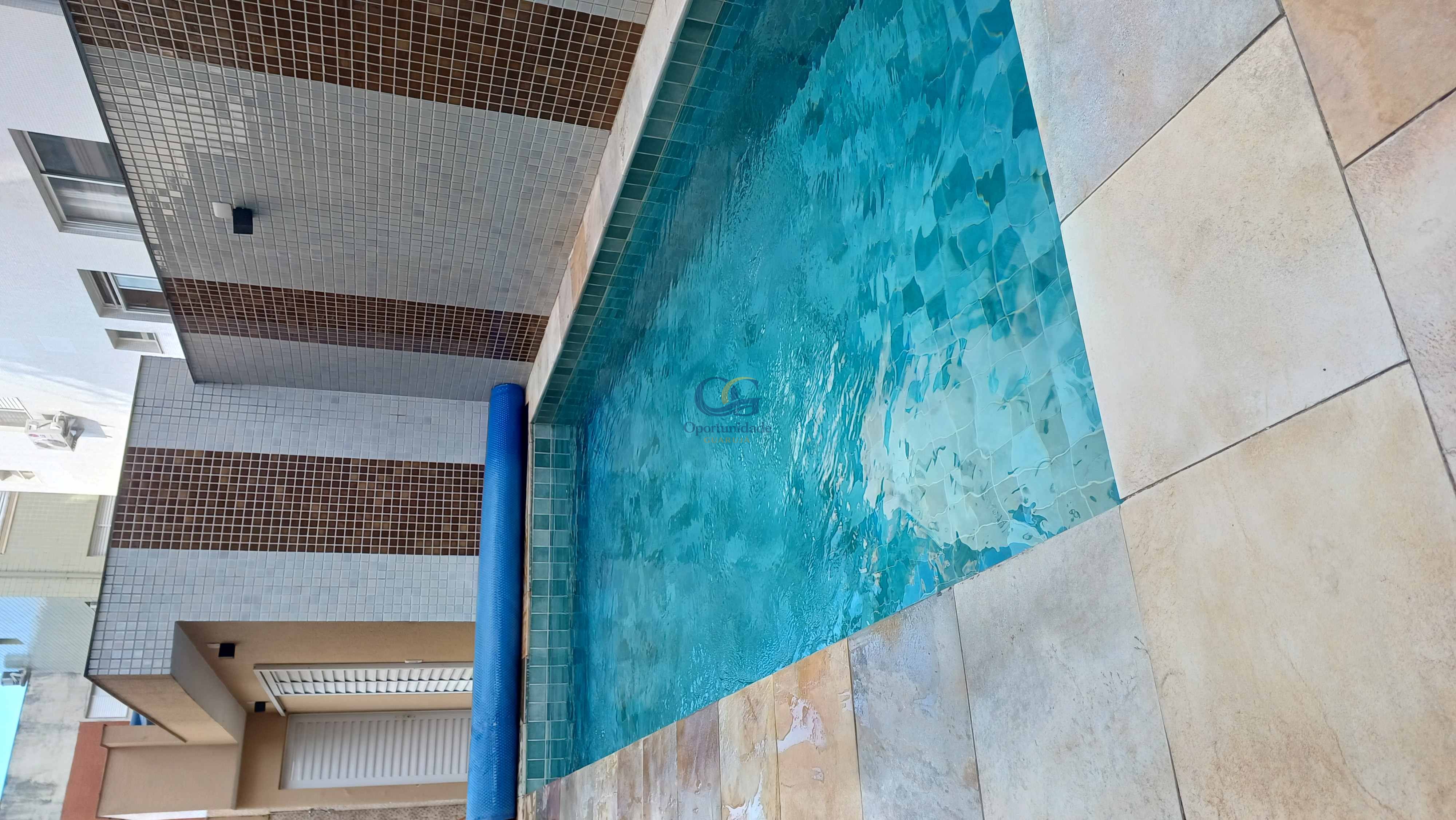 Apartamento na Praia da Enseada, Guarujá - SP