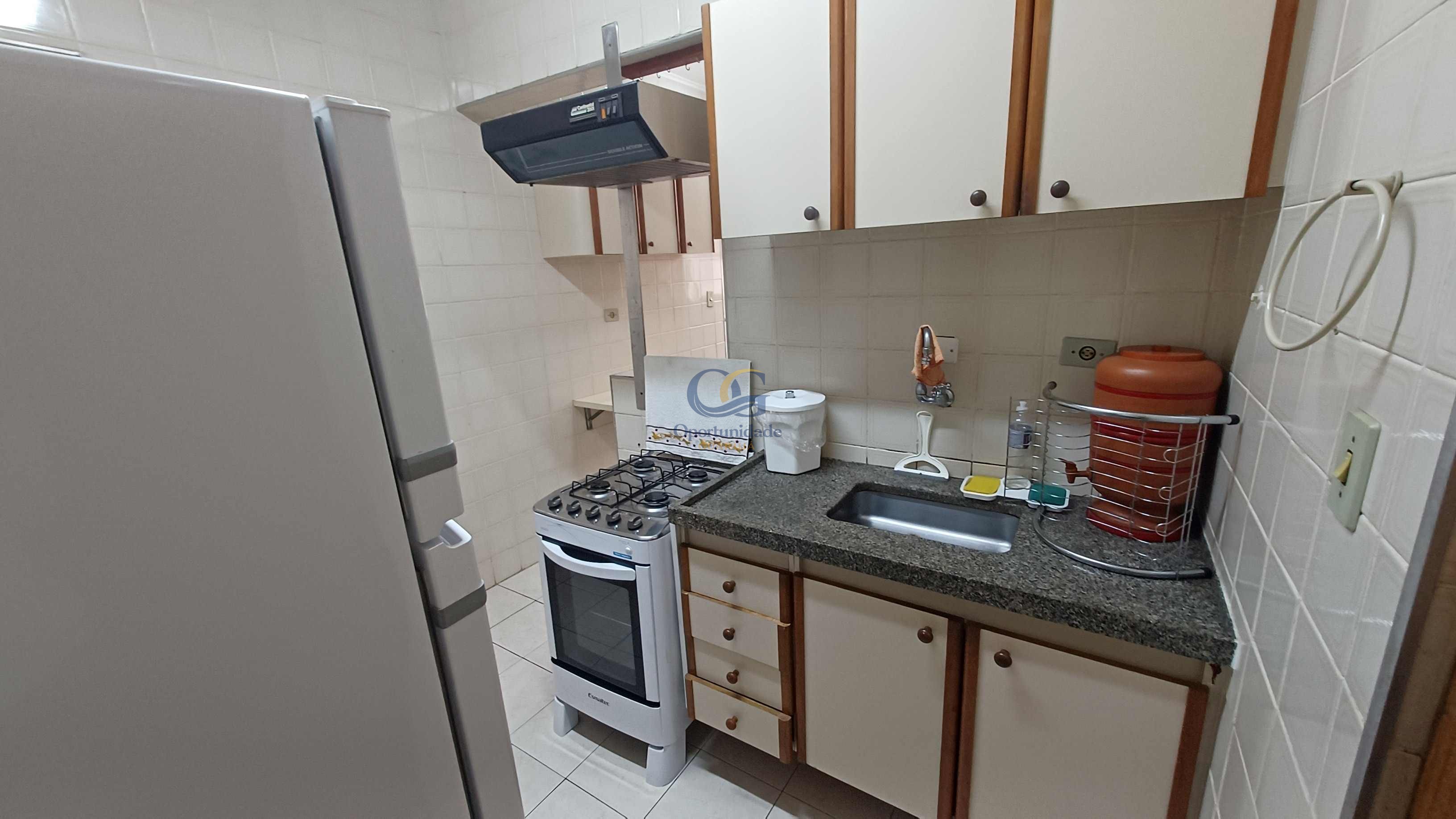 Apartamento na Praia da Enseada, Guarujá - SP