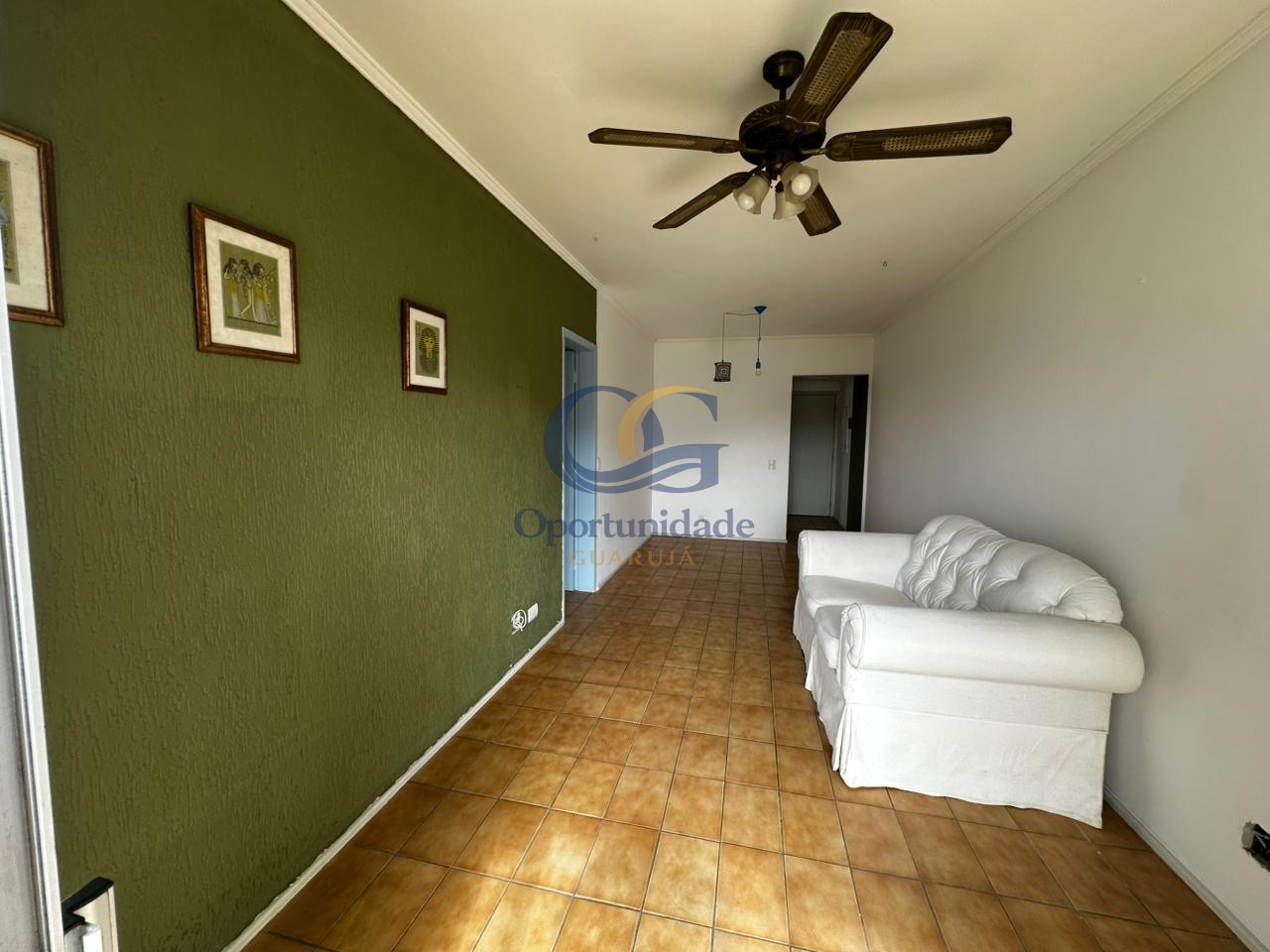 Apartamento na Praia da Enseada, Guarujá - SP