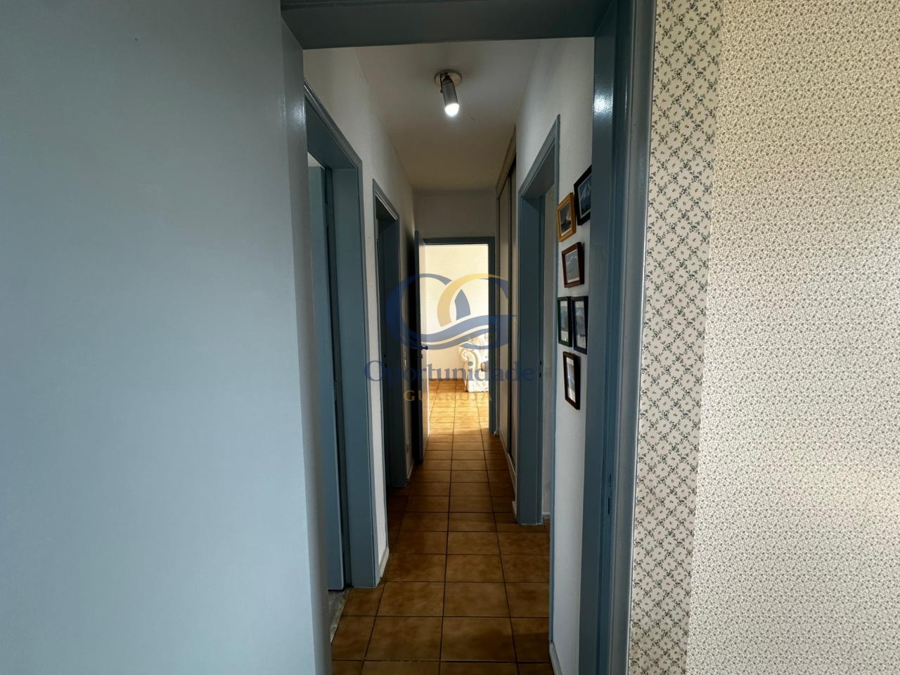 Apartamento na Praia da Enseada, Guarujá - SP