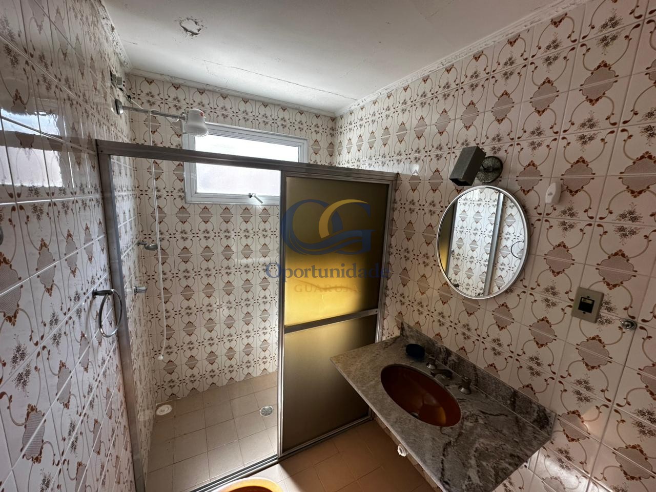 Apartamento na Praia da Enseada, Guarujá - SP