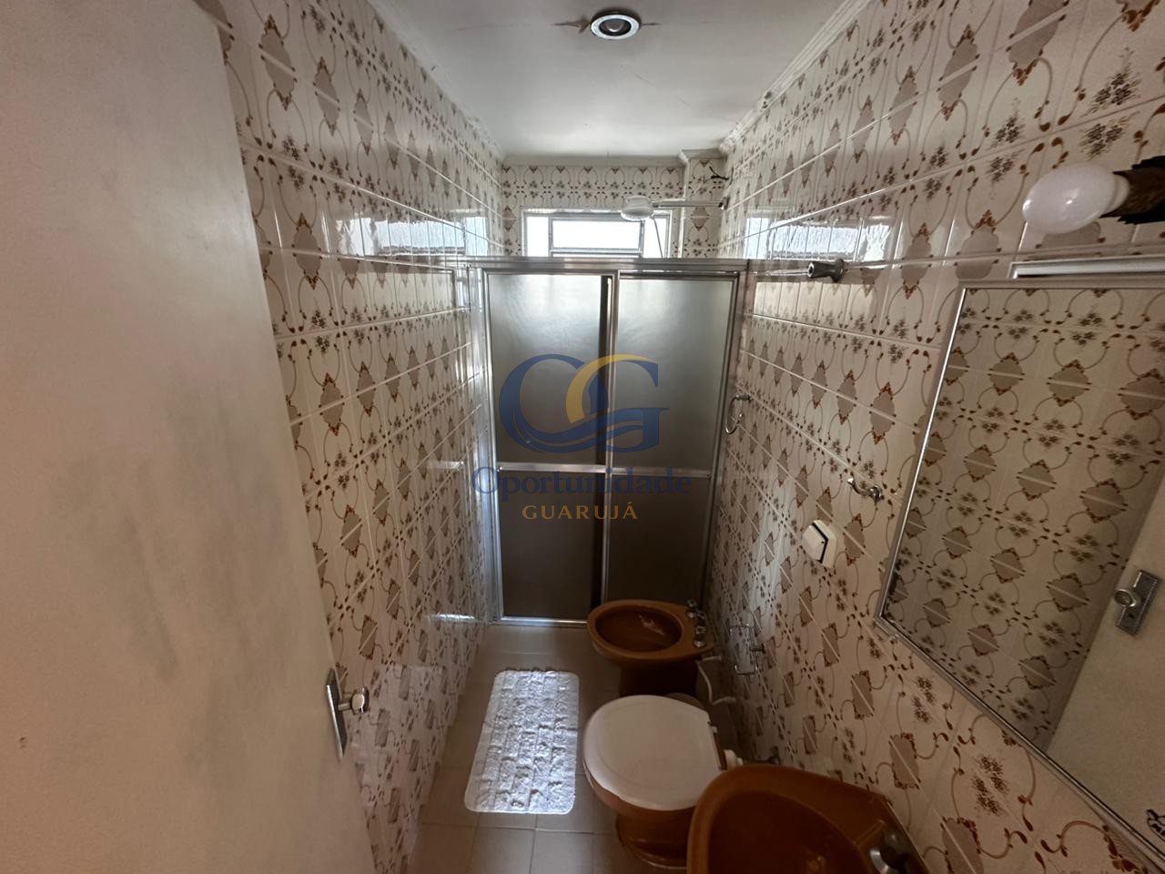 Apartamento na Praia da Enseada, Guarujá - SP