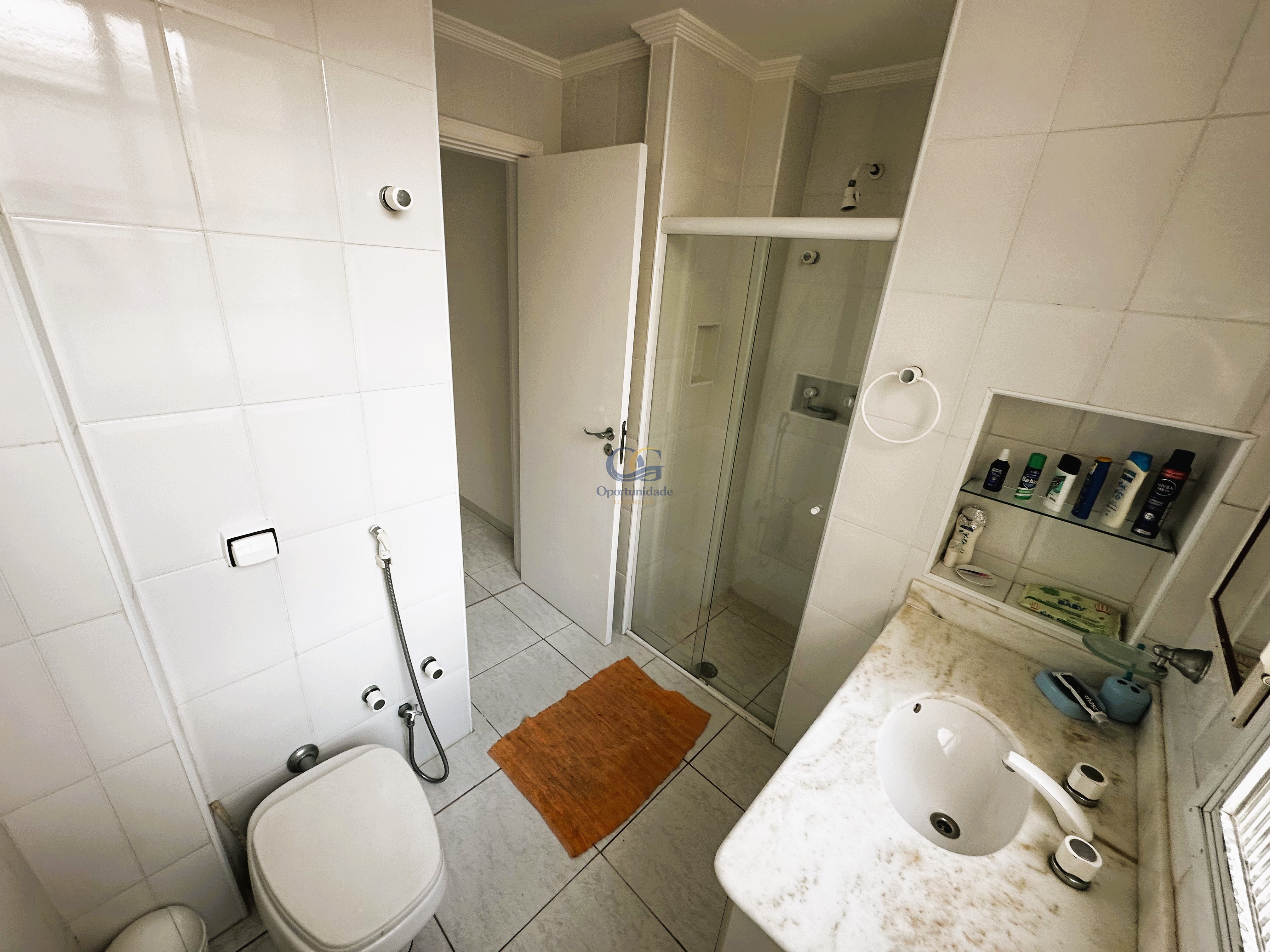 Apartamento Frente ao Mar nas Pitangueiras, Guarujá - SP
