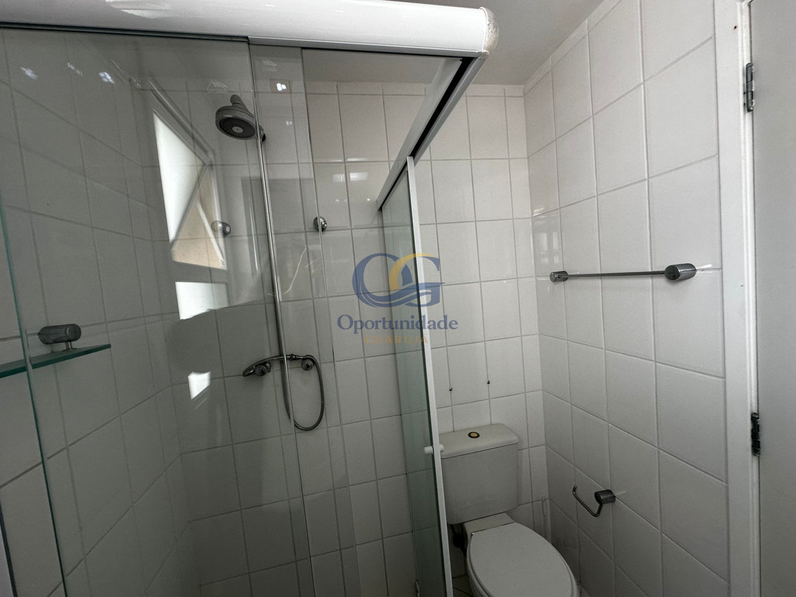 Apartamento Frente ao Mar, Praia das Astúrias Guarujá - SP