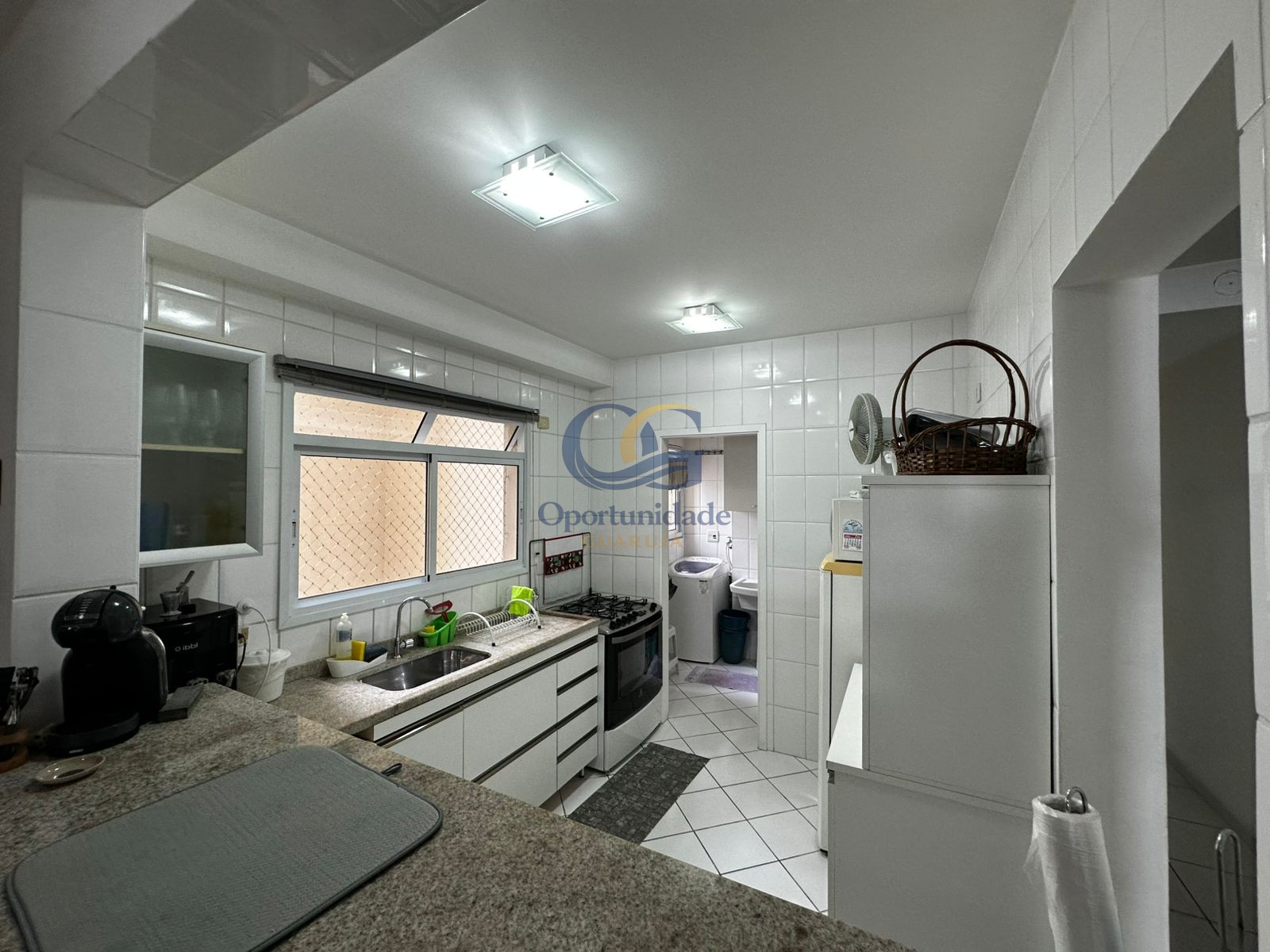 Apartamento Frente ao Mar, Praia da Astúrias Guarujá - SP