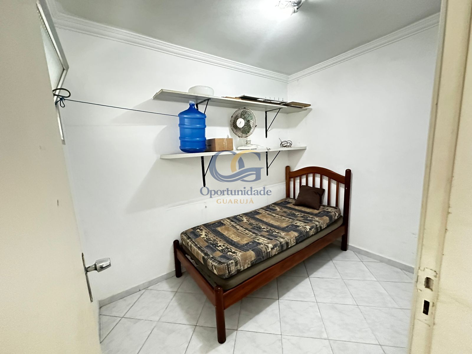 Apartamento na Praia das Pitangueiras, Guarujá - SP