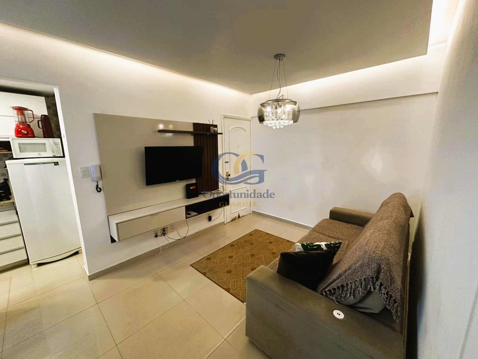 Apartamento na Praia das Astúrias, Guarujá - SP