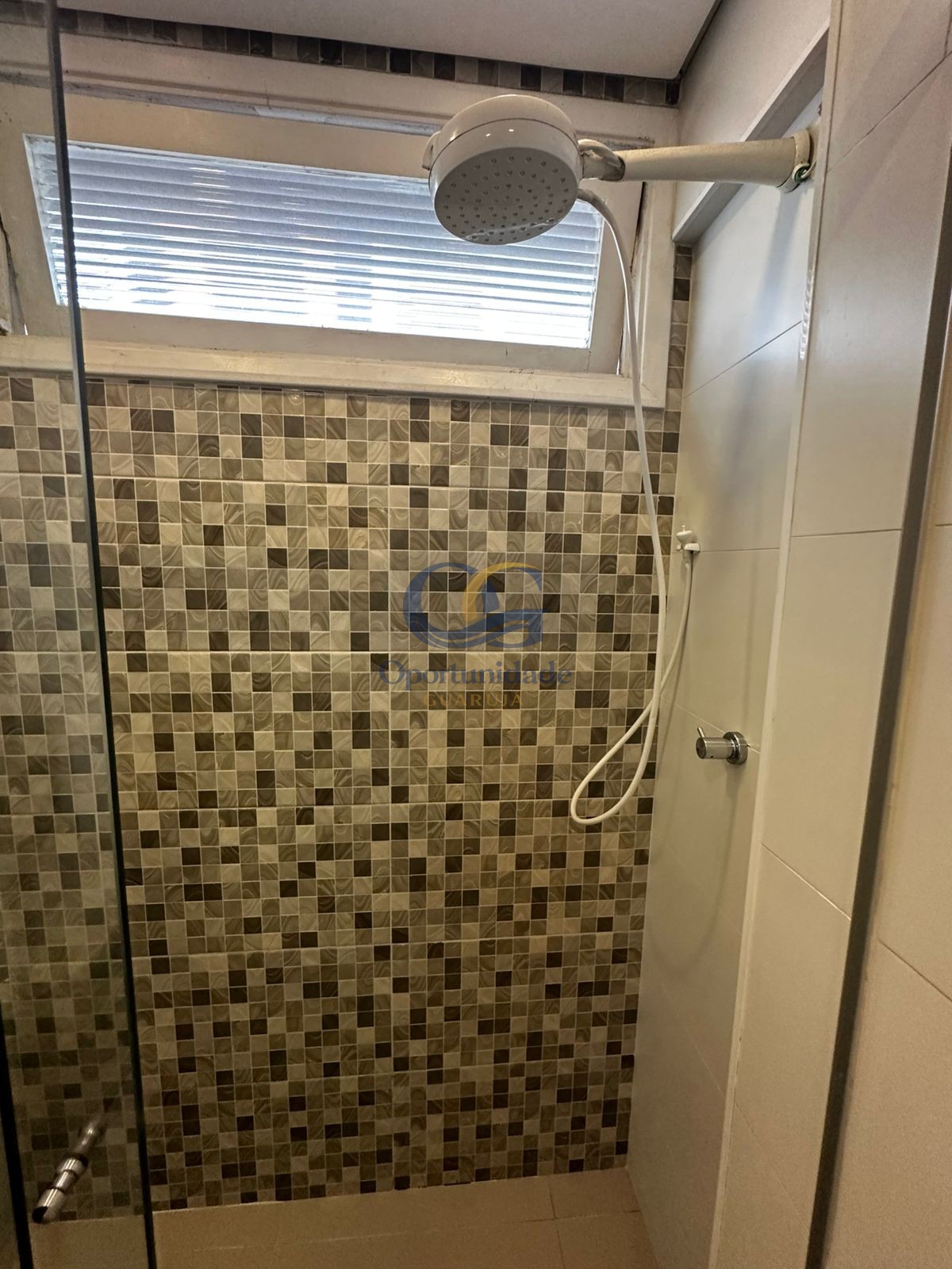 Apartamento na Praia das Astúrias, Guarujá - SP