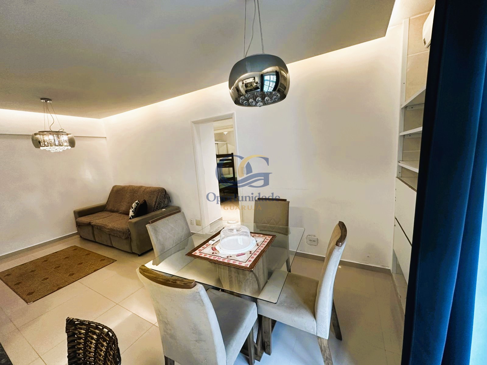 Apartamento na Praia das Astúrias, Guarujá - SP