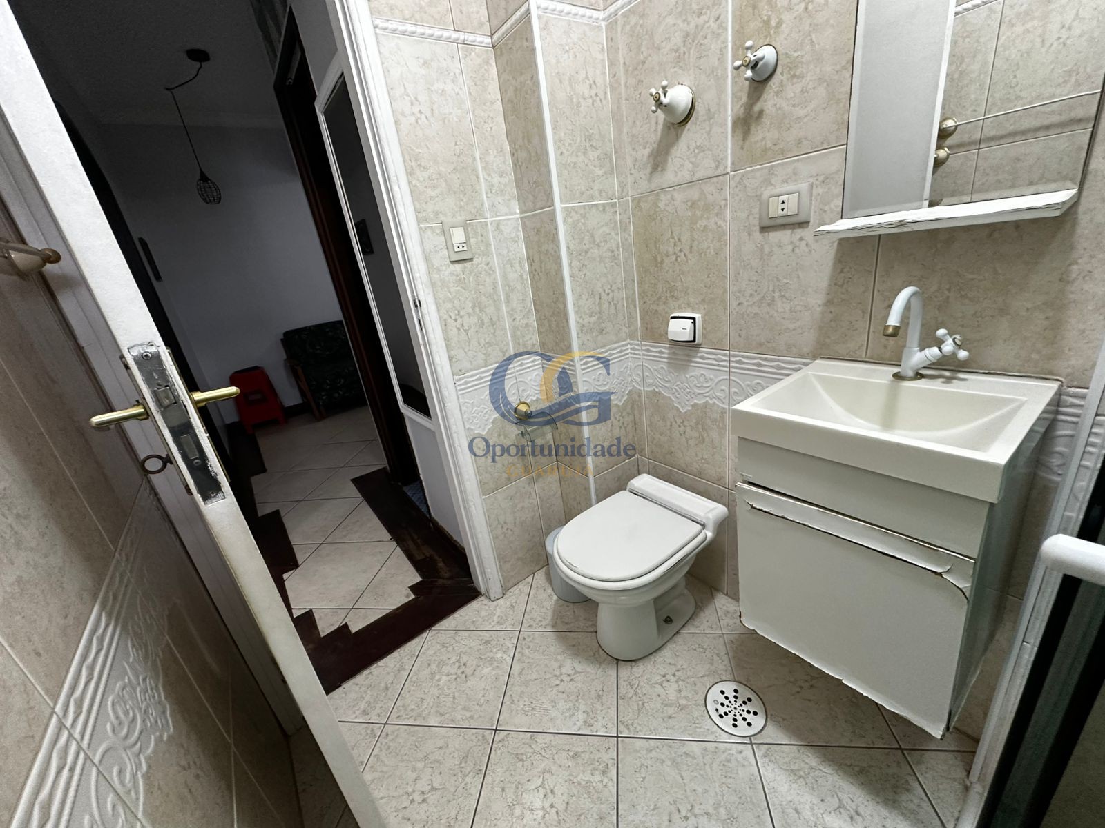 Apartamento na Praia das Pitangueiras, Guarujá - SP