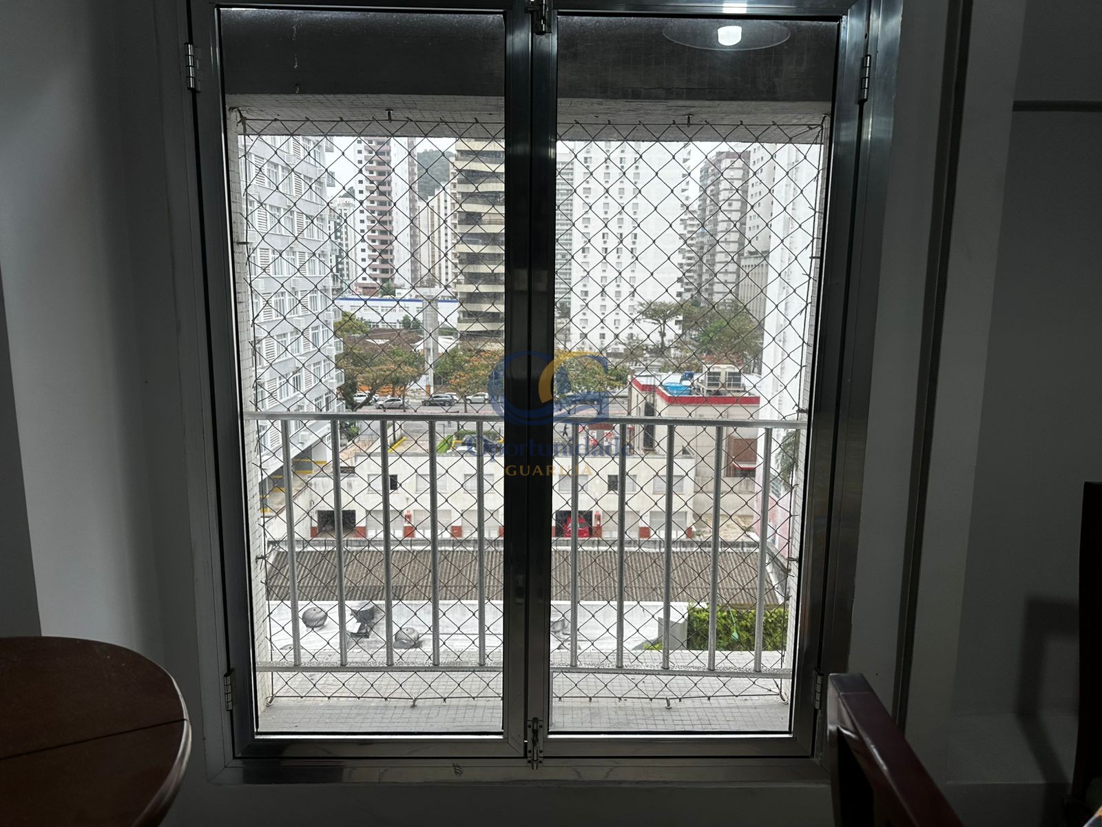 Apartamento na Praia das Pitangueiras, Guarujá - SP