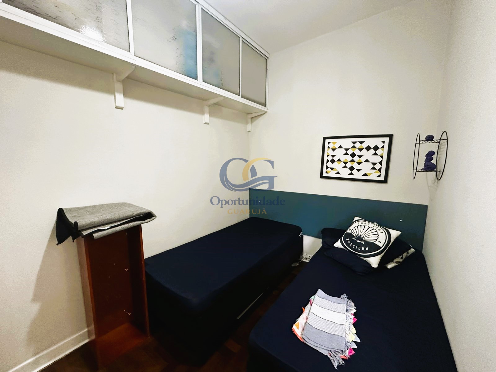 Apartamento na Praia das Pitangueiras, Guarujá - SP