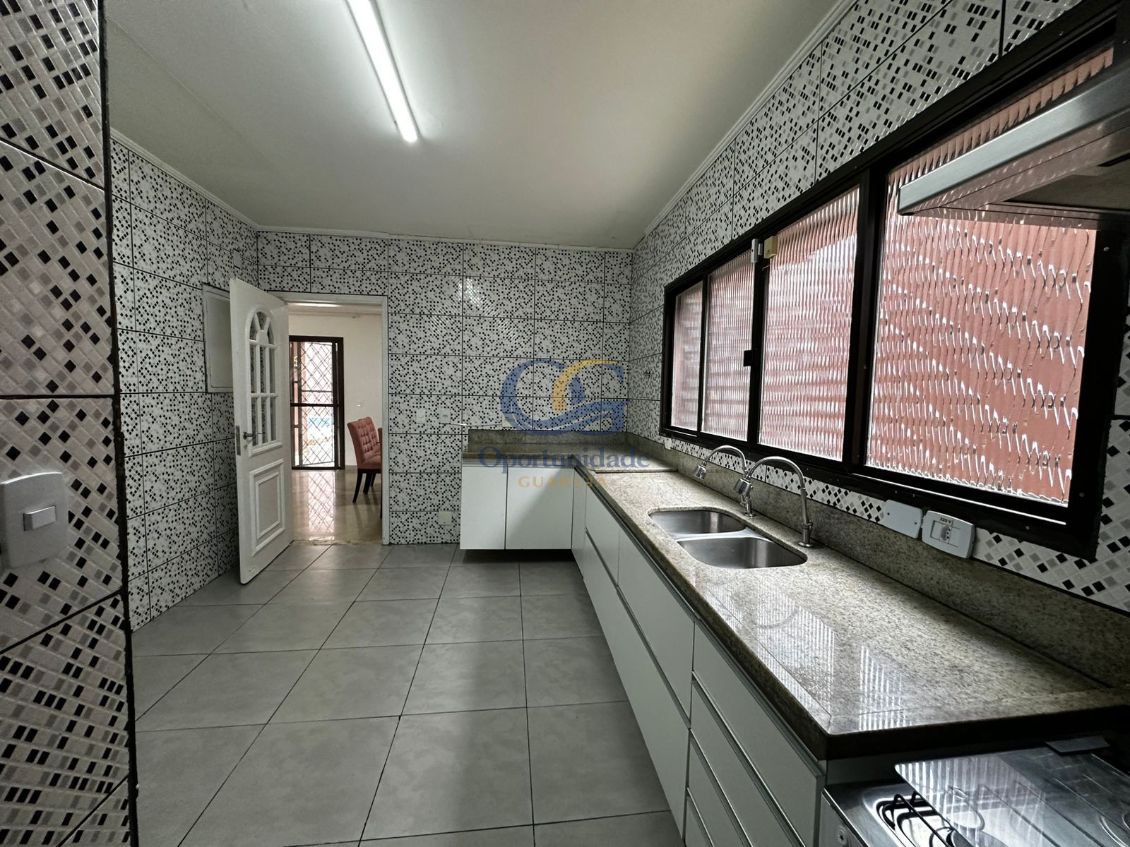 Casa , Praia da Esnseada - GUARUJÁ - SP