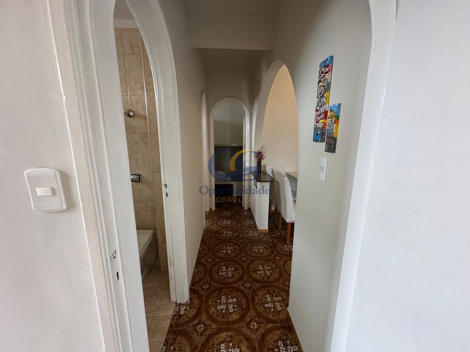 Apartamento na Praia das Pitangueiras, Guarujá - SP