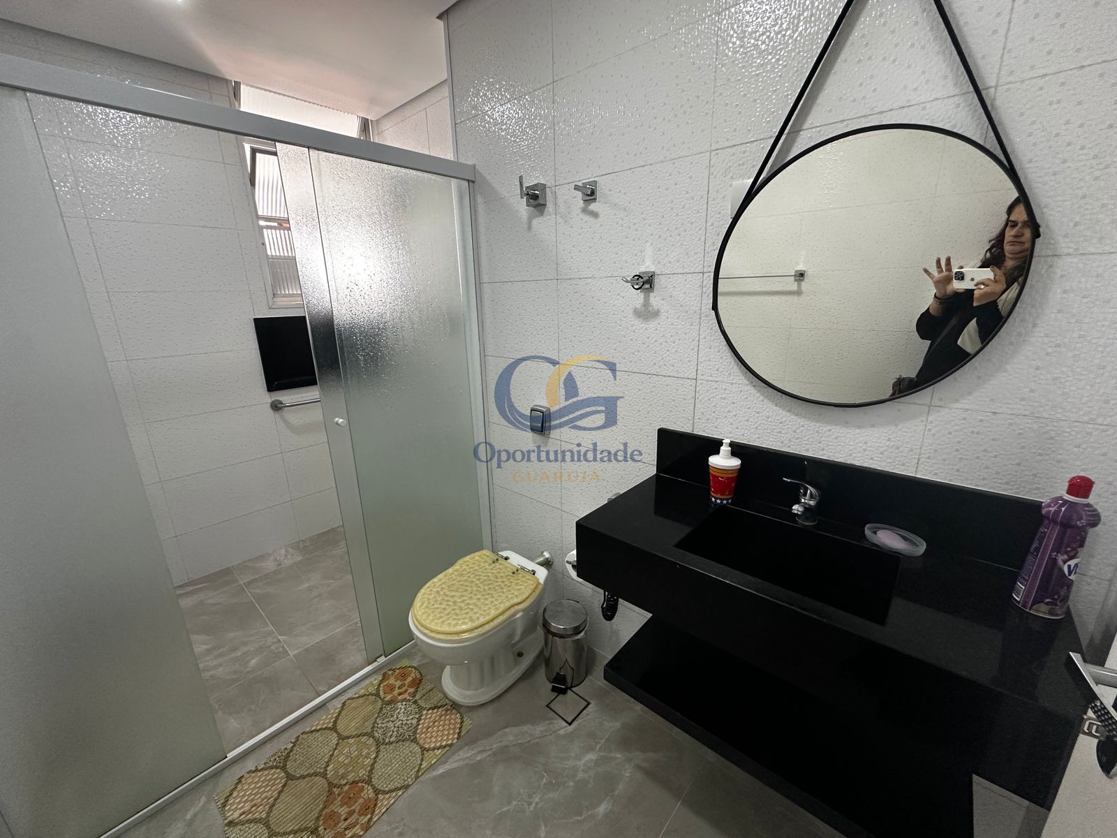 Apartamento Frente ao Mar nas Pitangueiras, Guarujá - SP