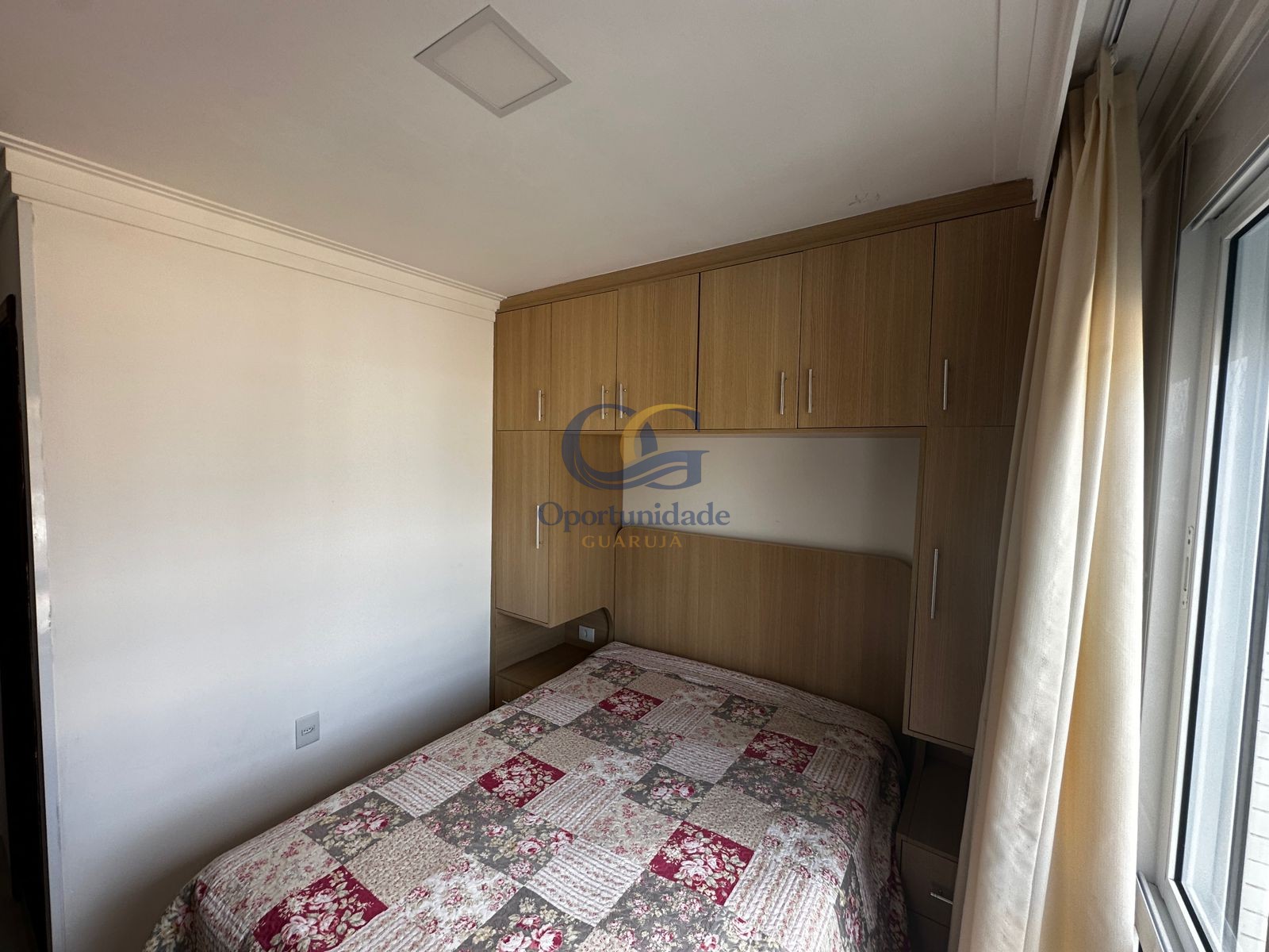 Apartamento Frente ao Mar nas Pitangueiras, Guarujá - SP