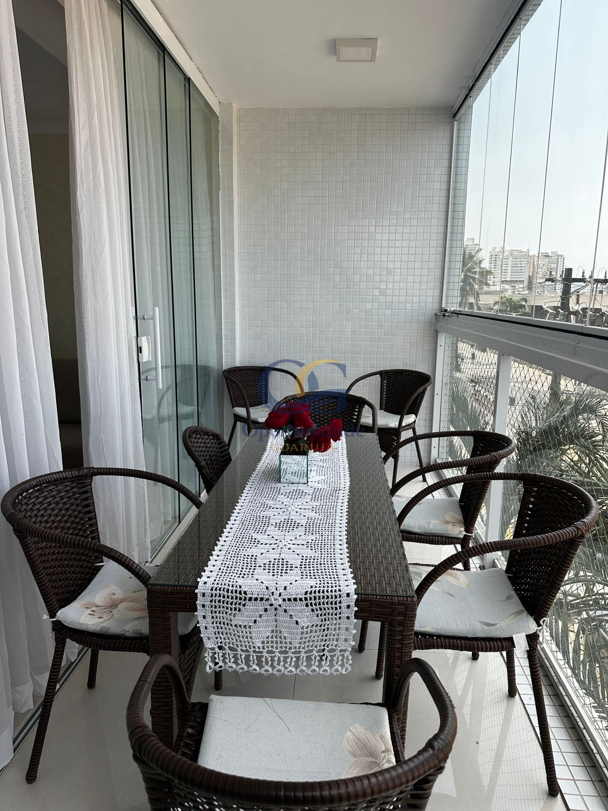 Apartamento Frente ao Mar nas Pitangueiras, Guarujá - SP