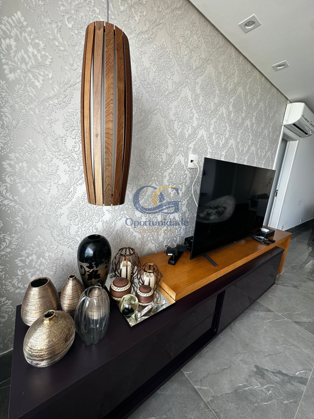 Apartamento Frente ao Mar nas Pitangueiras, Guarujá - SP
