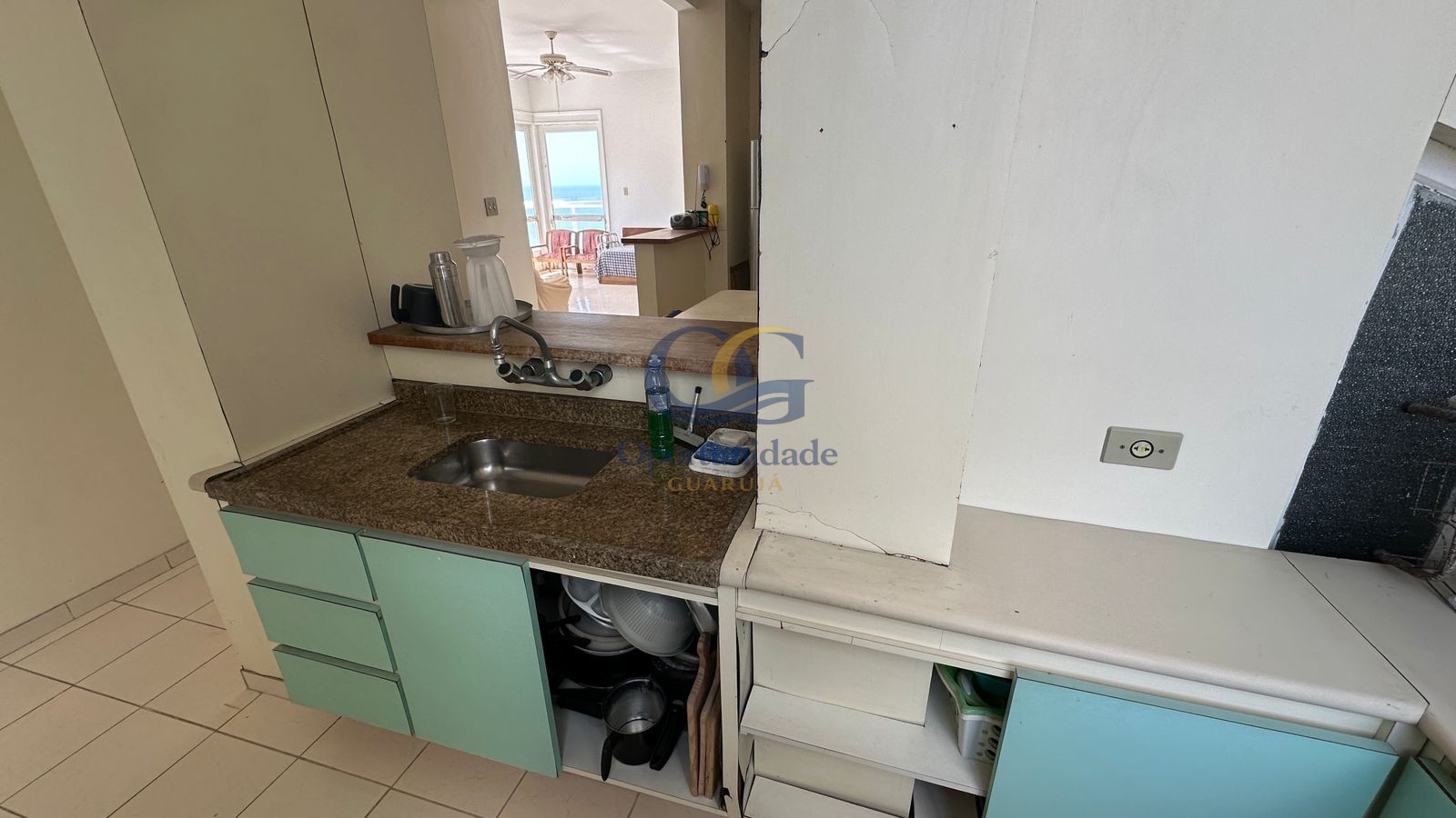 Apartamento Frente ao Mar nas Pitangueiras, Guarujá - SP