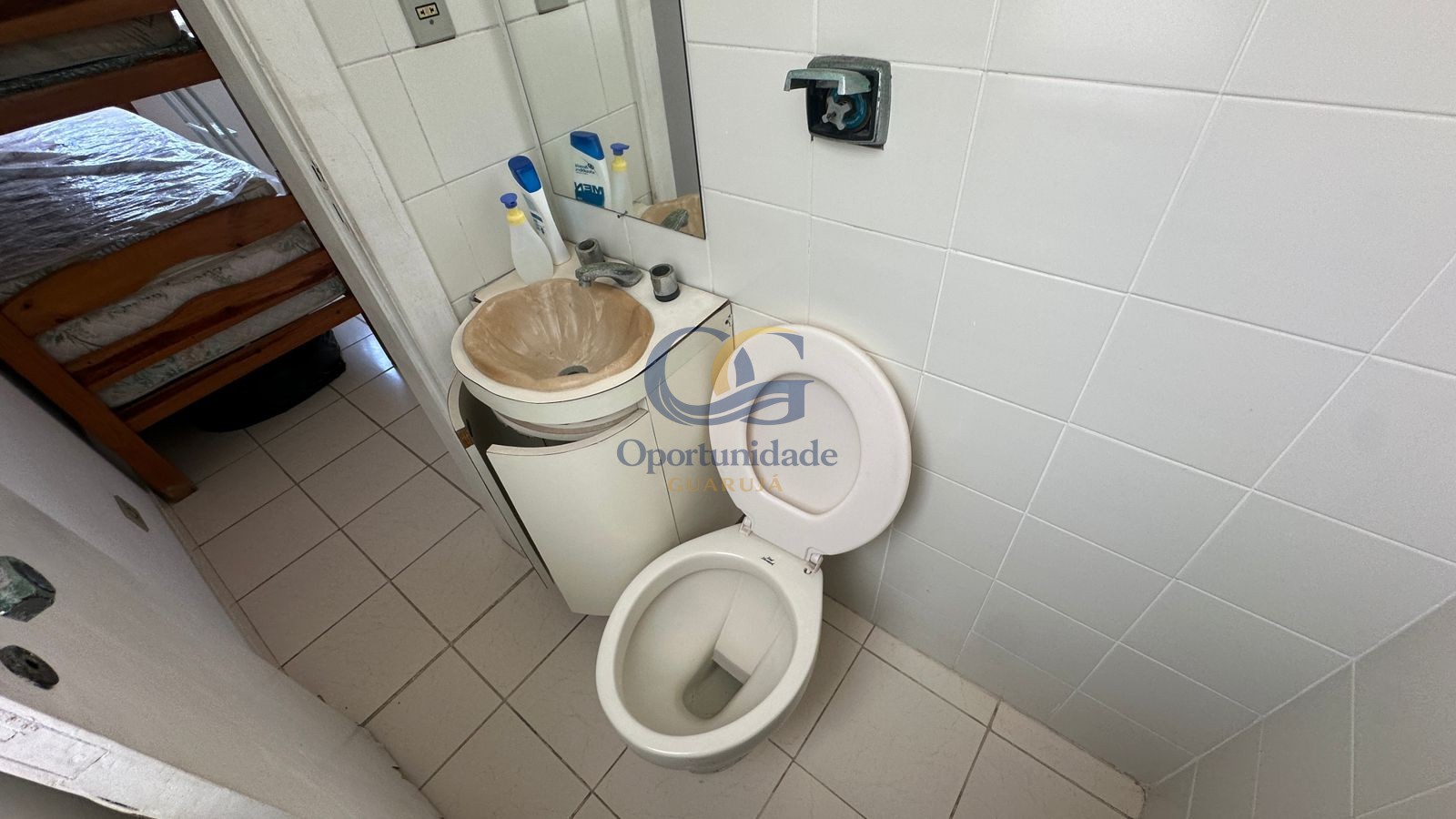 Apartamento Frente ao Mar nas Pitangueiras, Guarujá - SP