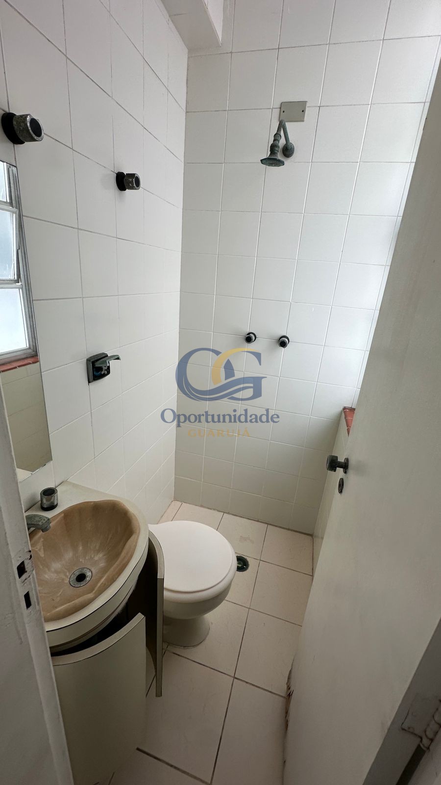 Apartamento Frente ao Mar nas Pitangueiras, Guarujá - SP