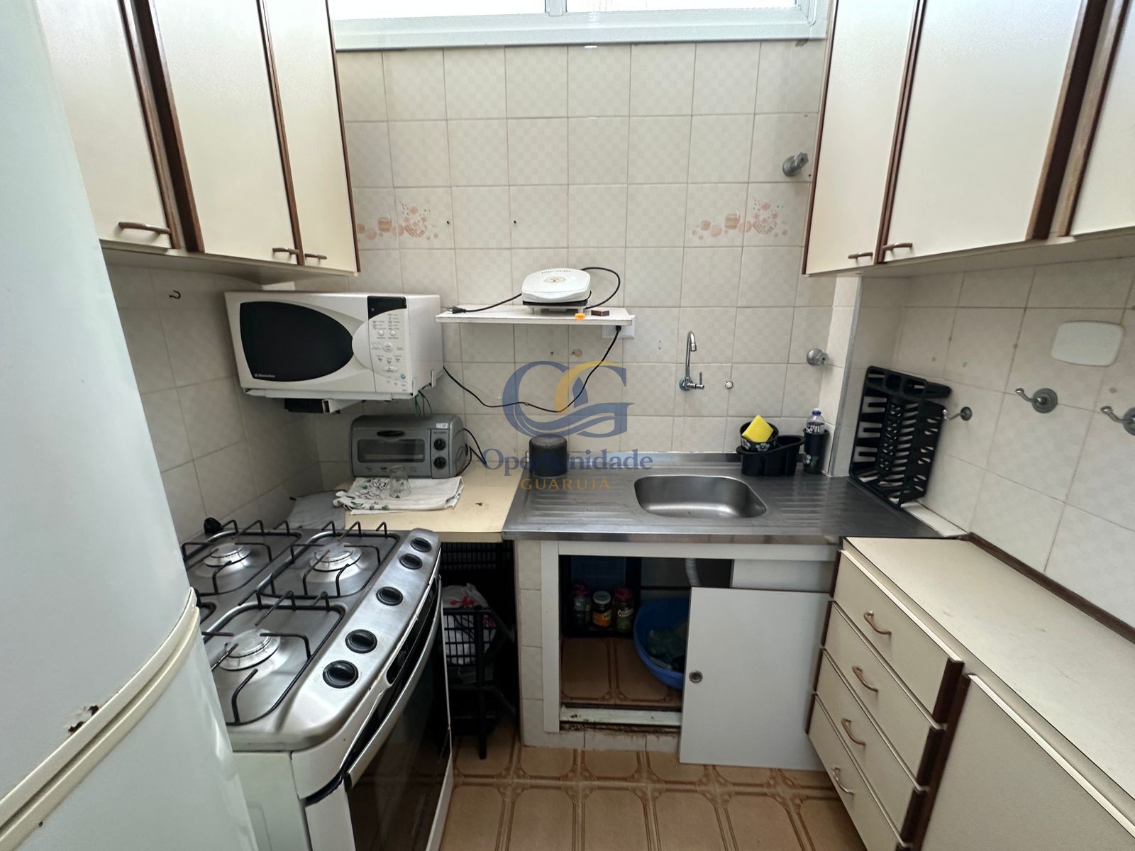 Apartamento na Praia das Astúrias, Guarujá - SP