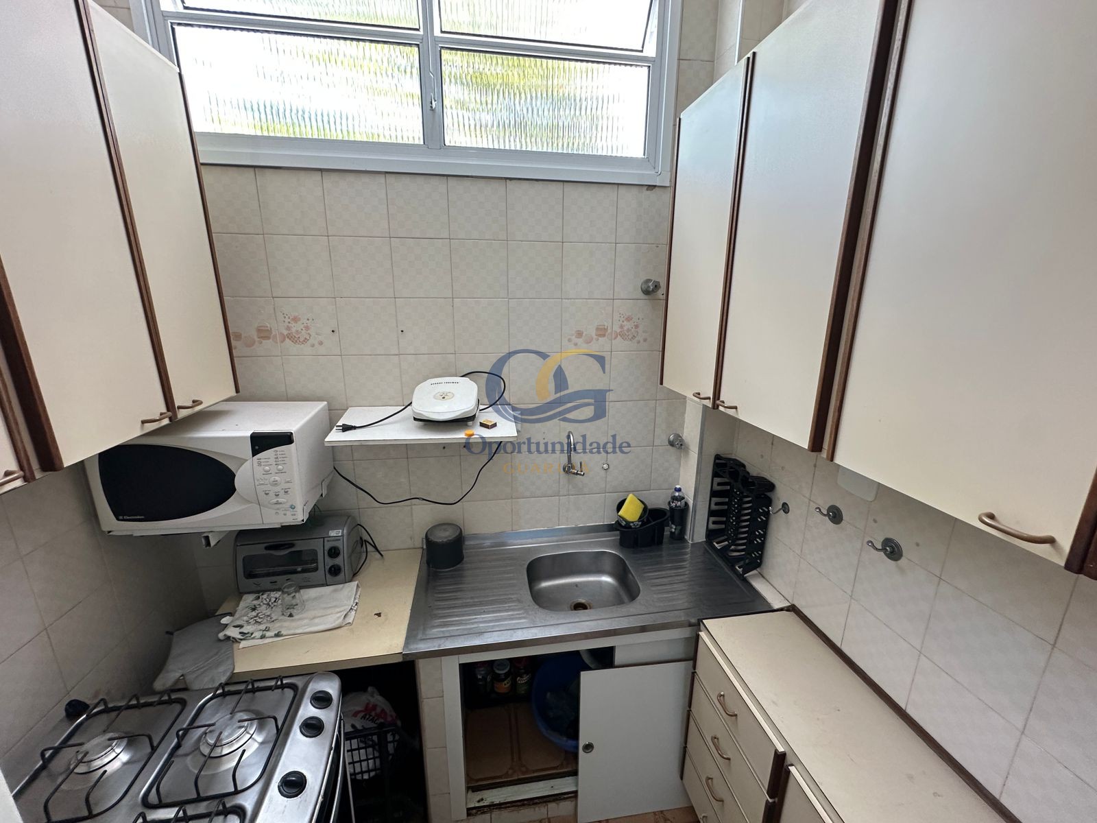 Apartamento na Praia das Astúrias, Guarujá - SP