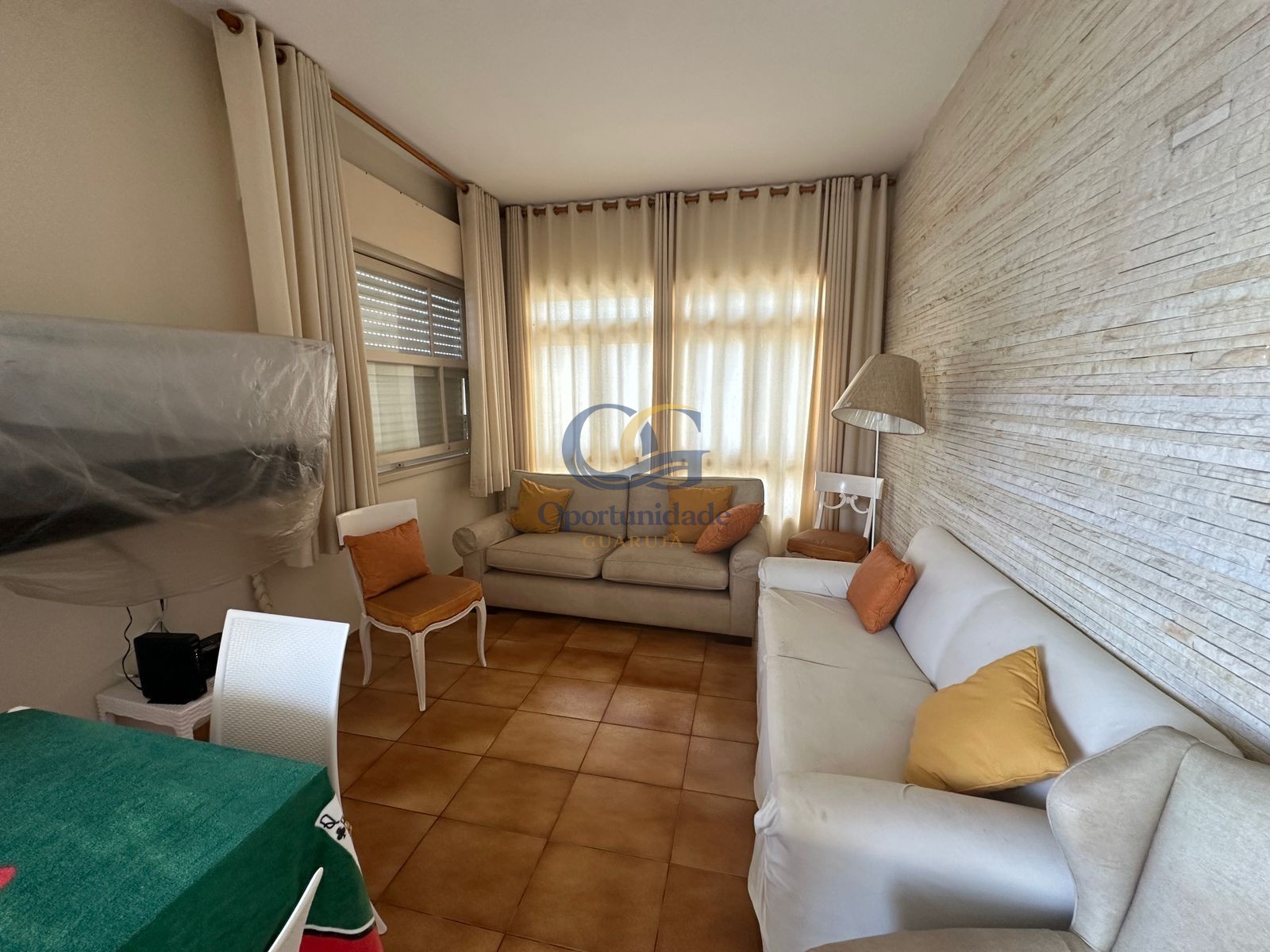 Apartamento Frente ao Mar nas Pitangueiras, Guarujá - SP