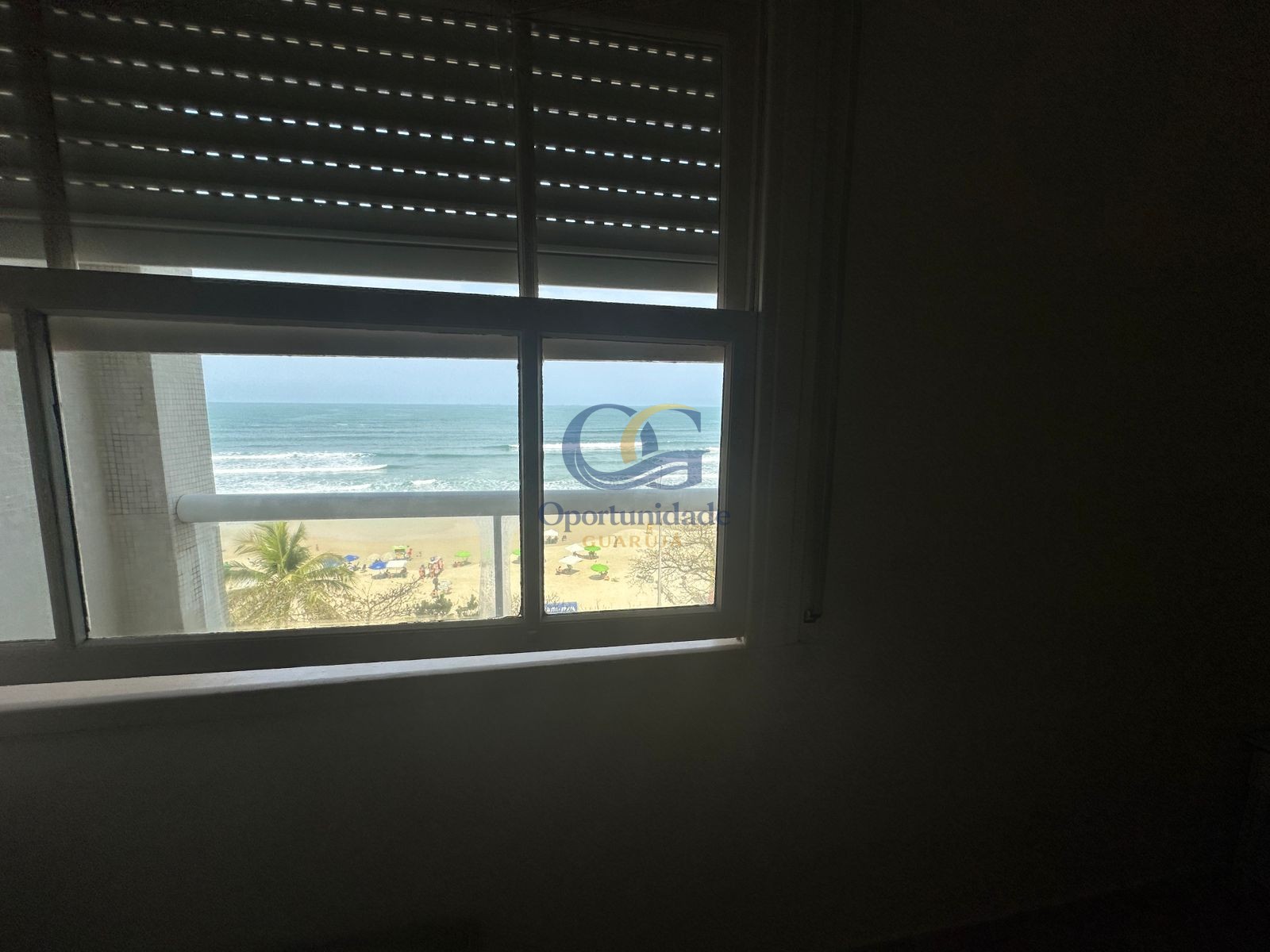 Apartamento Frente ao Mar nas Pitangueiras, Guarujá - SP