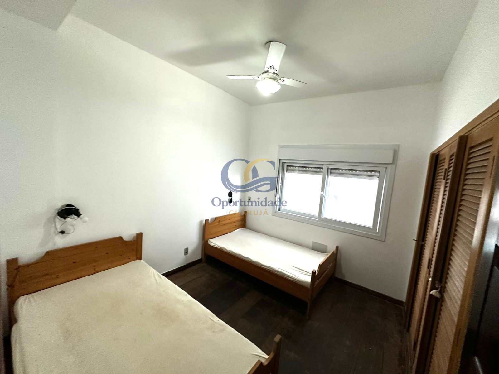 Apartamento Frente ao Mar nas Pitangueiras, Guarujá - SP