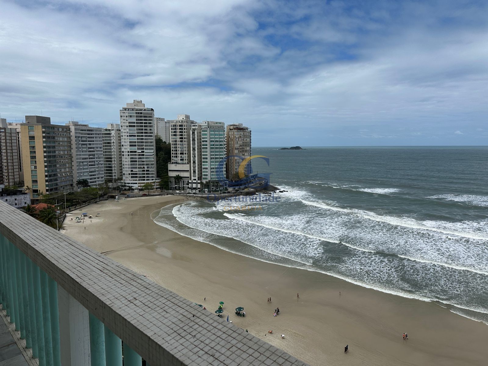 Apartamento Frente ao Mar nas Pitangueiras, Guarujá - SP