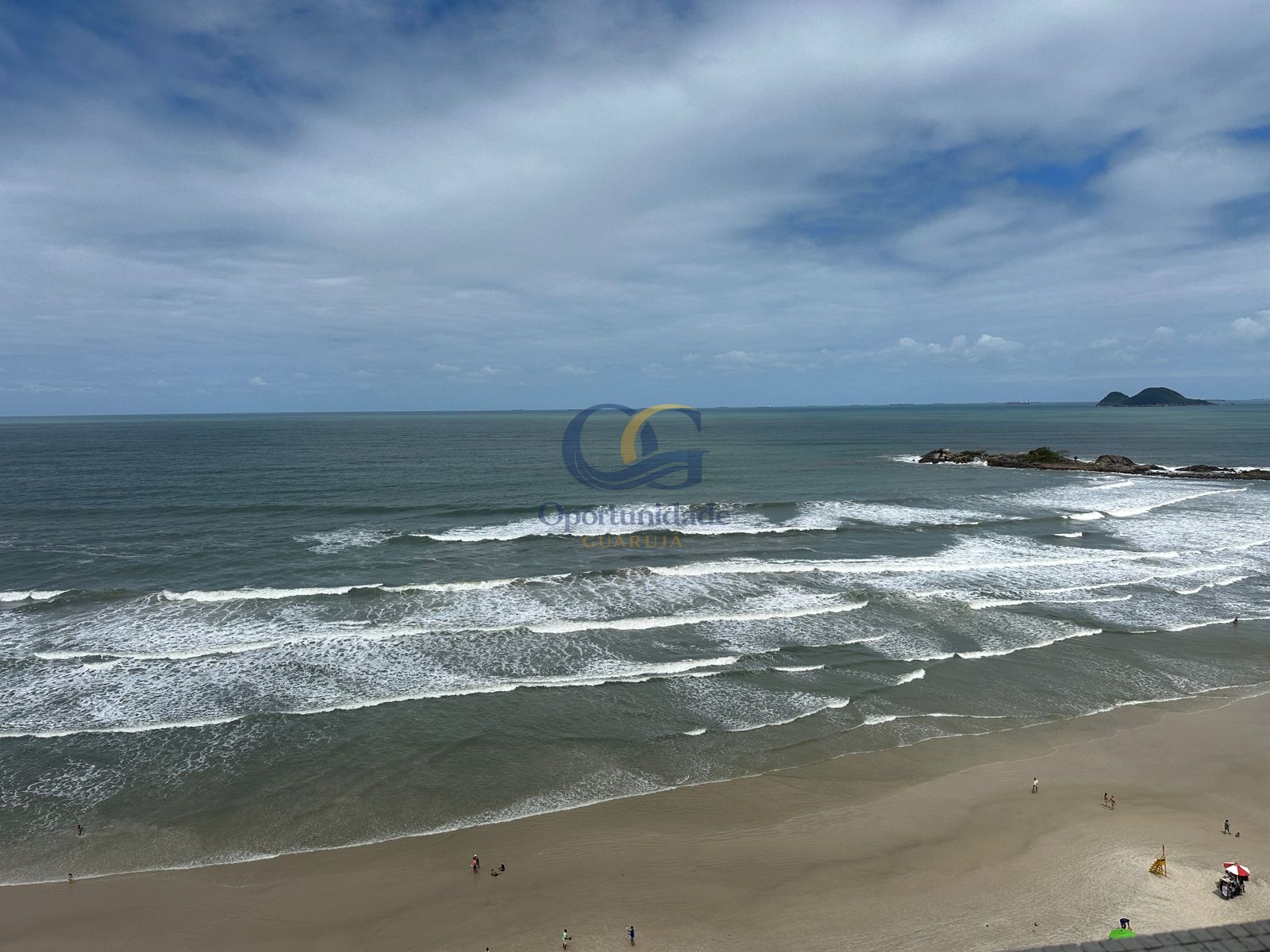Apartamento Frente ao Mar nas Pitangueiras, Guarujá - SP