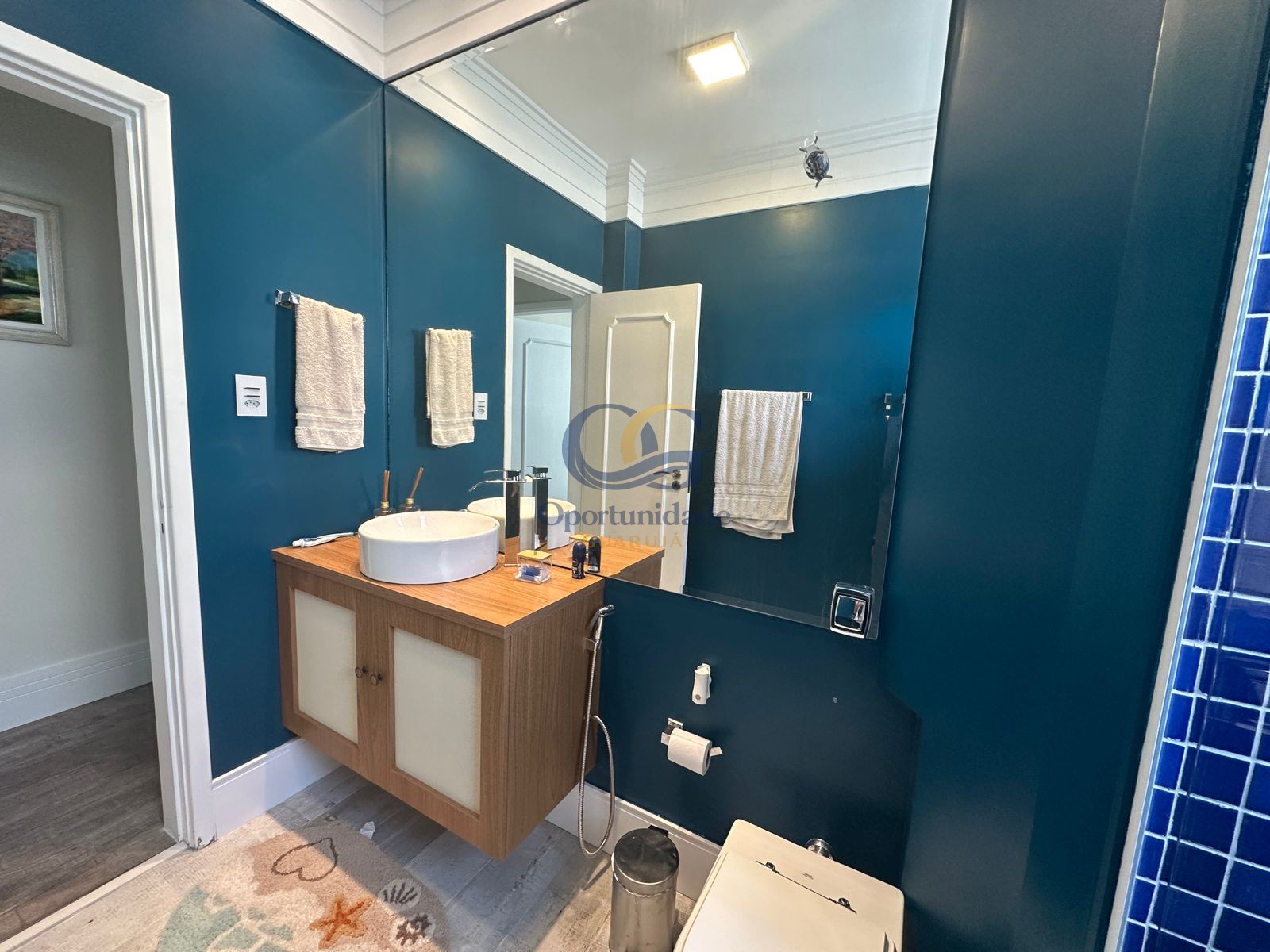 Apartamento Frente ao Mar nas Pitangueiras, Guarujá - SP