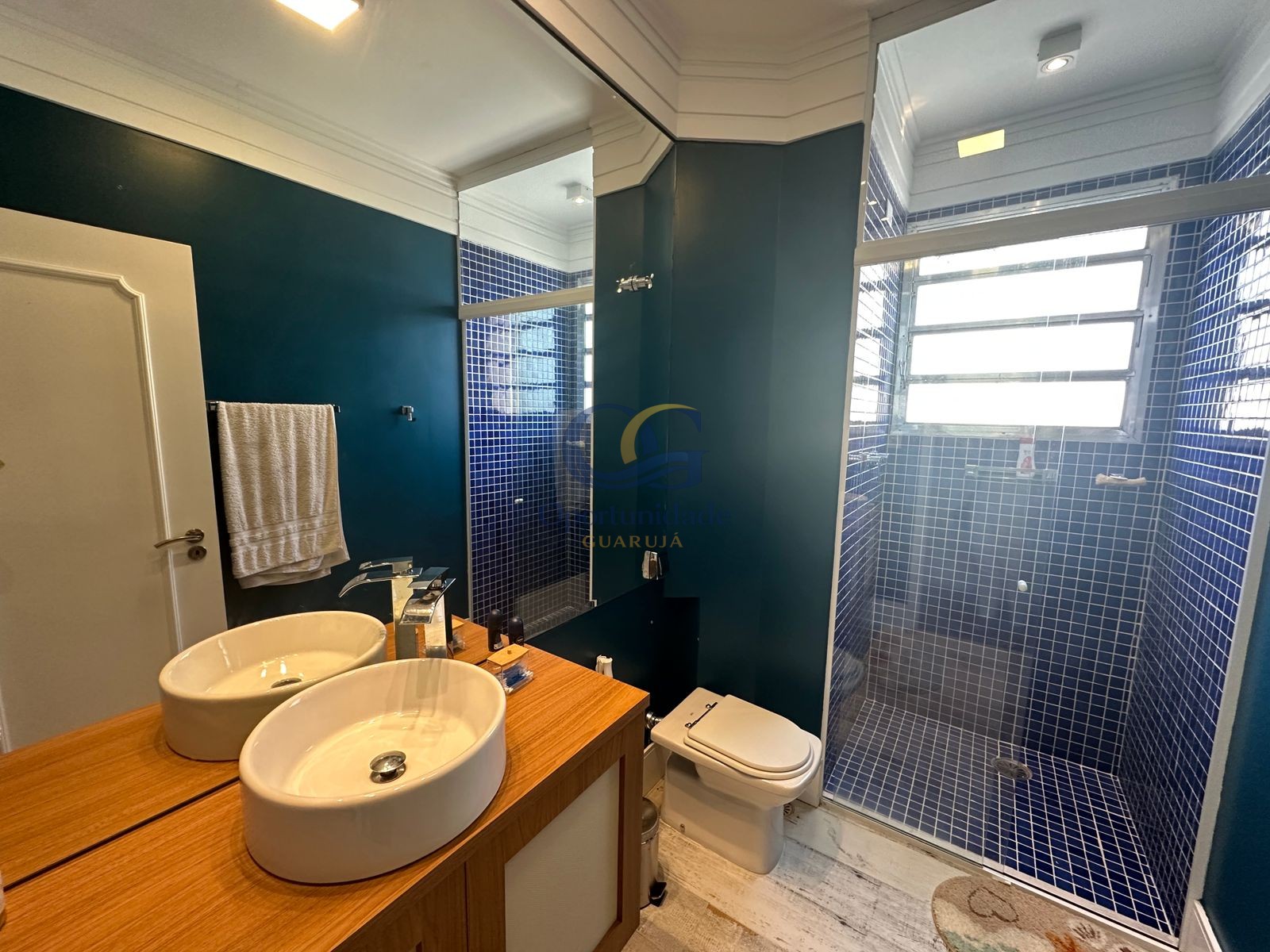 Apartamento Frente ao Mar nas Pitangueiras, Guarujá - SP