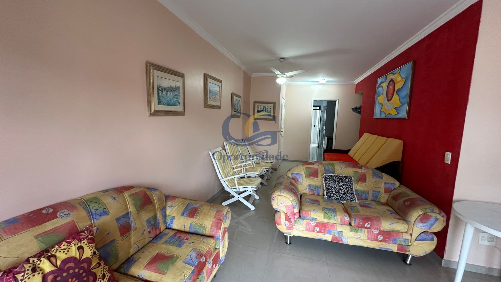 Apartamento na Praia das Pitangueiras, Guarujá - SP