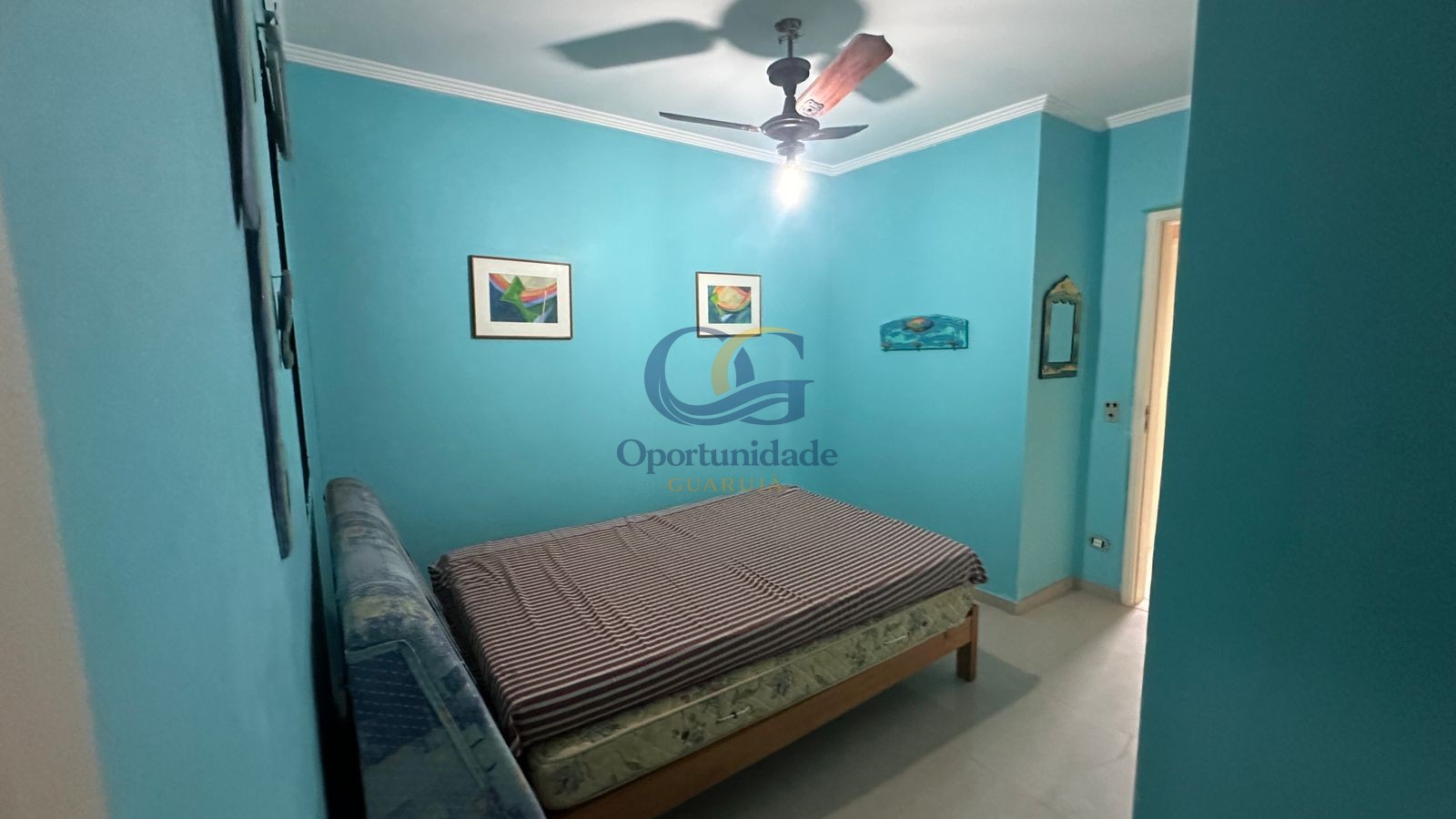 Apartamento na Praia das Pitangueiras, Guarujá - SP
