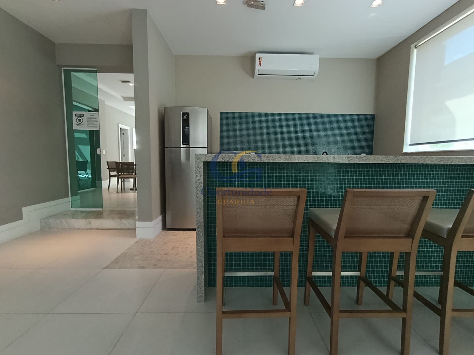 Apartamento na Praia da Enseada, Guarujá - SP