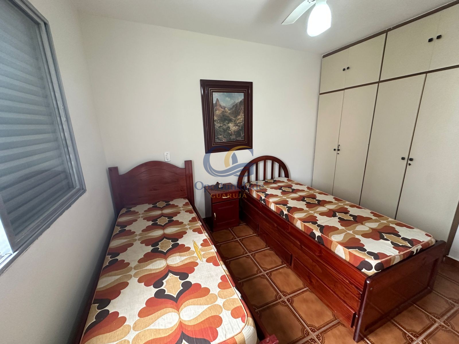 Apartamento na Praia das Pitangueiras, Guarujá - SP