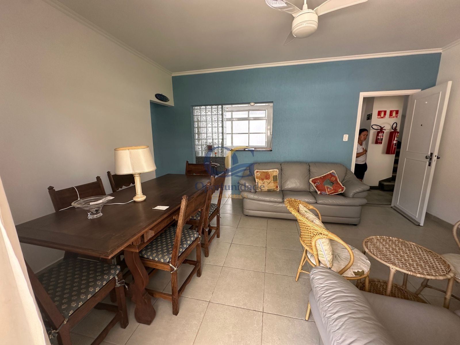 Apartamento na Praia das Pitangueiras, Guarujá - SP