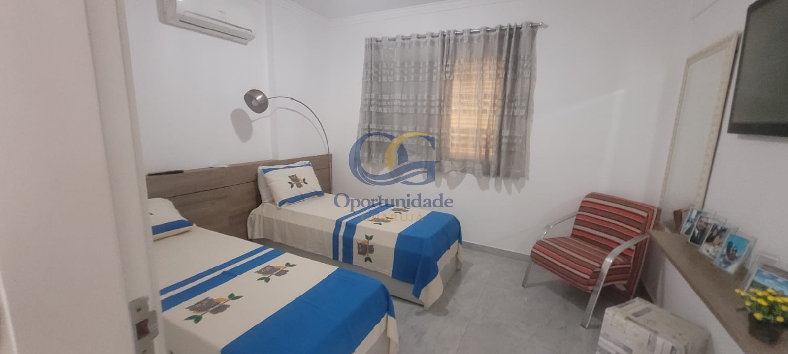 Apartamento na Praia das Pitangueiras, Guarujá - SP