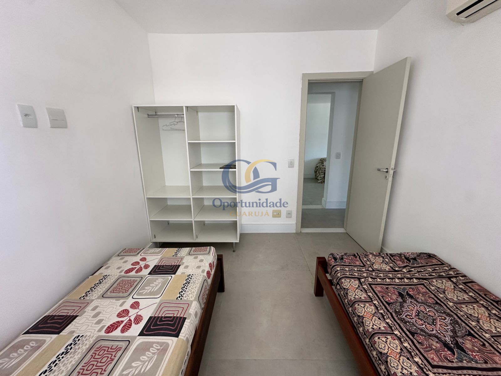 Apartamento na Praia das Astúrias, Guarujá - SP