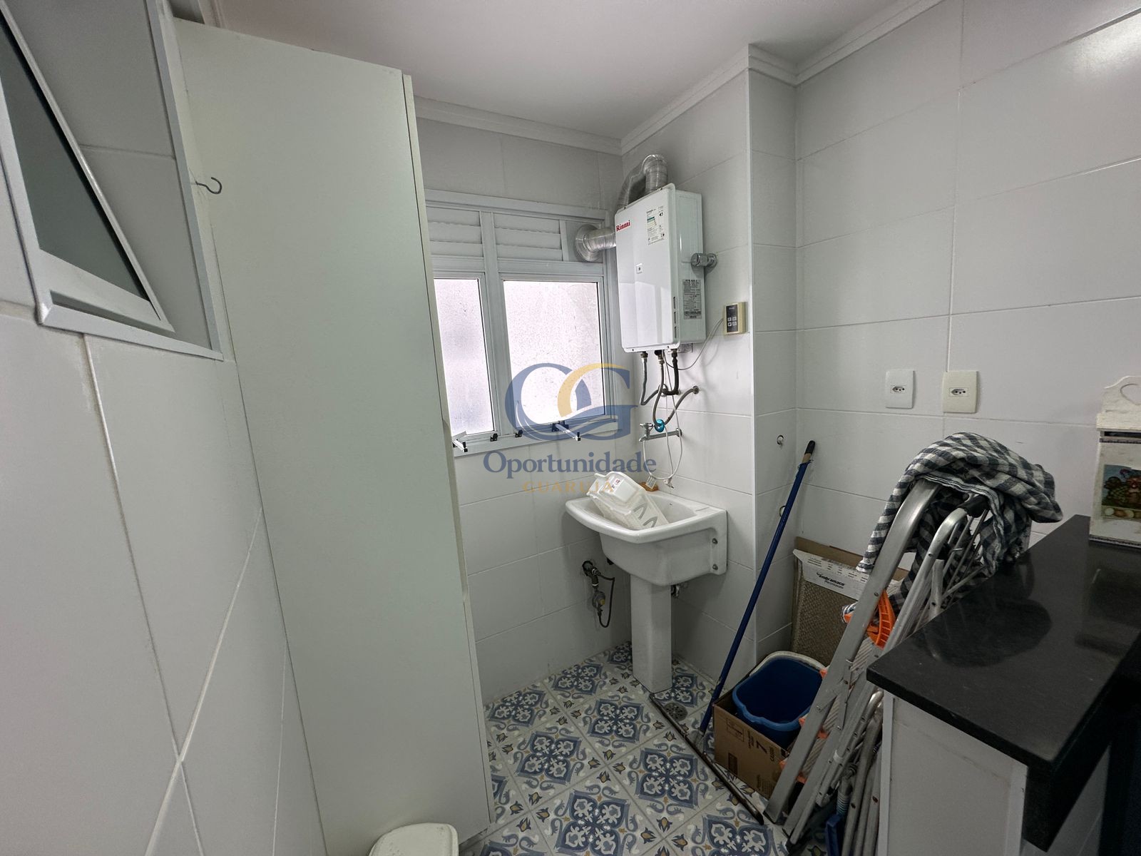 Apartamento na Praia das Astúrias, Guarujá - SP
